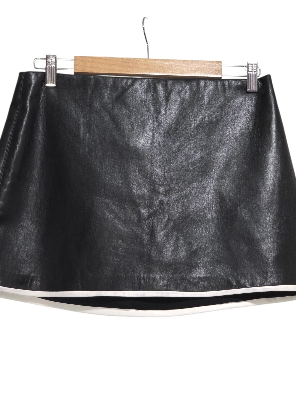 Alice + Olivia Rubi Vegan Leather Mini Skirt Black White Trim Size 10 NWT - Picture 2 of 10